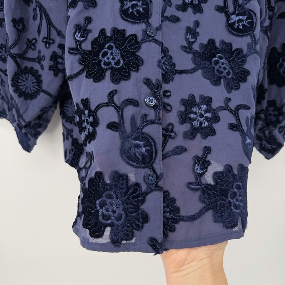 Anthropologie Pilcro Blue Velvet Appliqué Button Down Top Size Medium - Picture 6 of 12